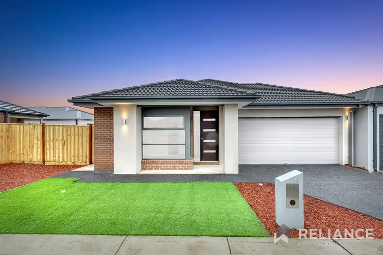 14 Ginnala Road, Sunbury VIC 3429