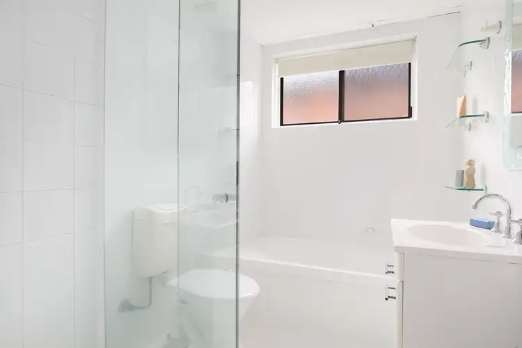 Fifth view of Homely apartment listing, 2/21 Stuart Street, Collaroy NSW 2097