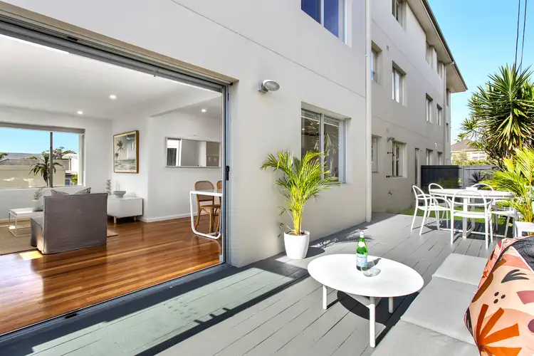 2/63 Crown Road, Queenscliff NSW 2096