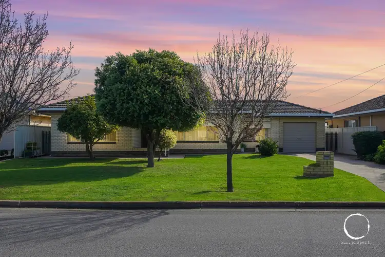 8 Holthouse Road, Fulham Gardens SA 5024