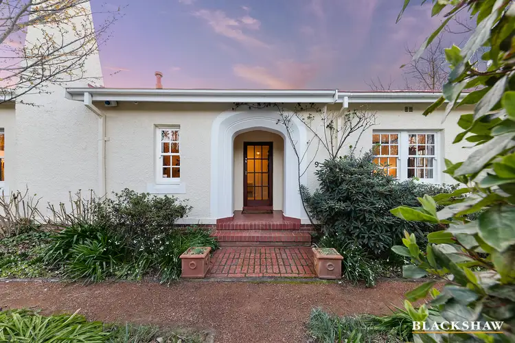 9 Belmore Gardens, Barton ACT 2600