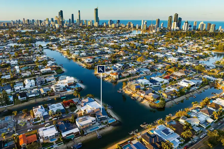 16 Monte Vista Court, Broadbeach Waters QLD 4218