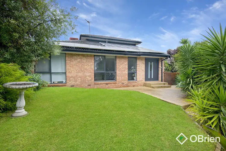 6 Peninsula Crescent, Langwarrin VIC 3910