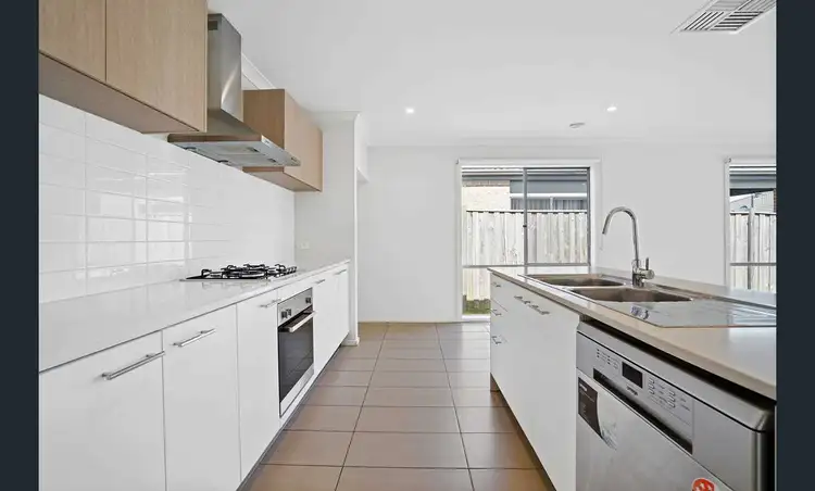 Fifth view of Homely house listing, 98 Wallaroo Way, Doreen VIC 3754