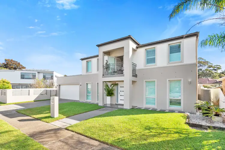 32 Donovan Avenue