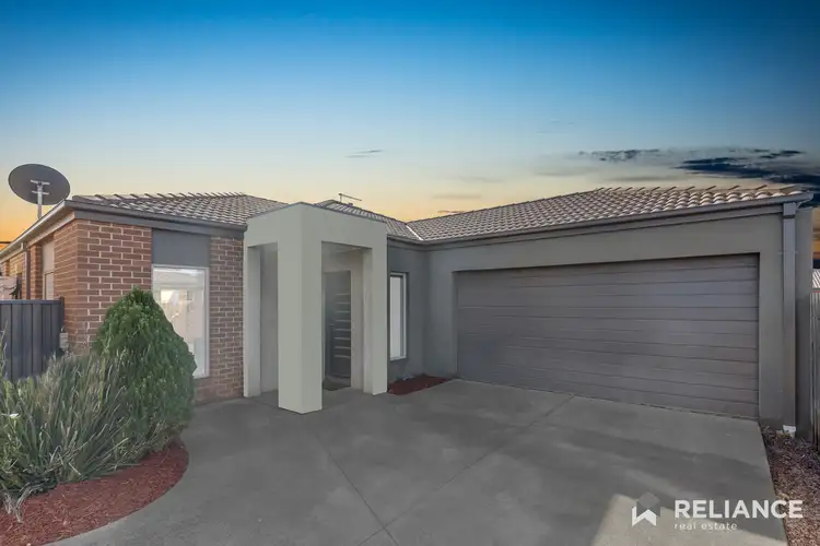Main view of Homely house listing, 2/18 Birdswing Terrace, Melton South VIC 3338