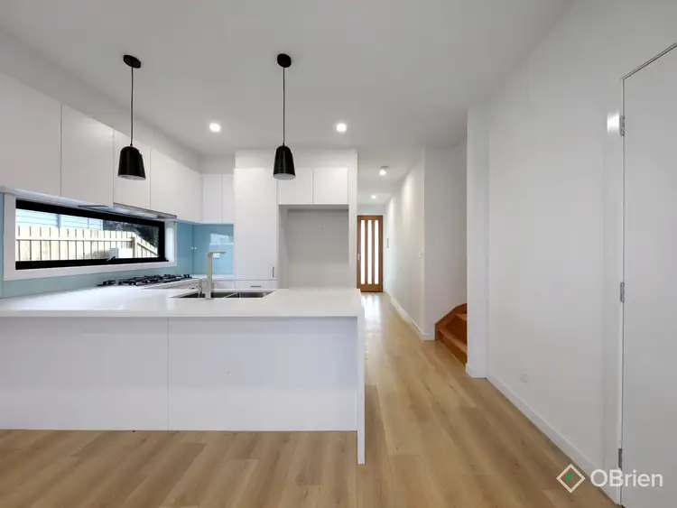 Fifth view of Homely townhouse listing, 2/12 Coane Street, Oakleigh East VIC 3166