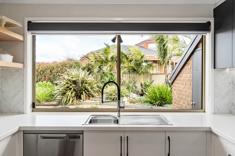 Sixth view of Homely house listing, 8 Callistemon Court, Elliminyt VIC 3250