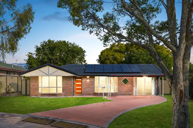 17 Debanie Court, Marsden QLD 4132