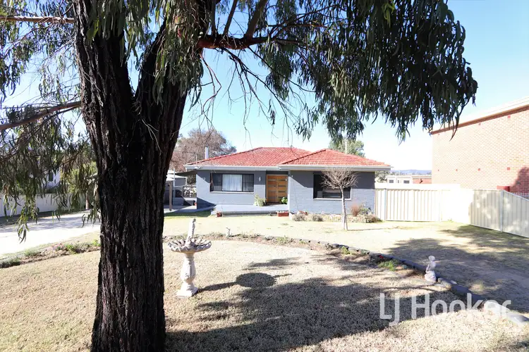 32 Queens Terrace, Inverell NSW 2360