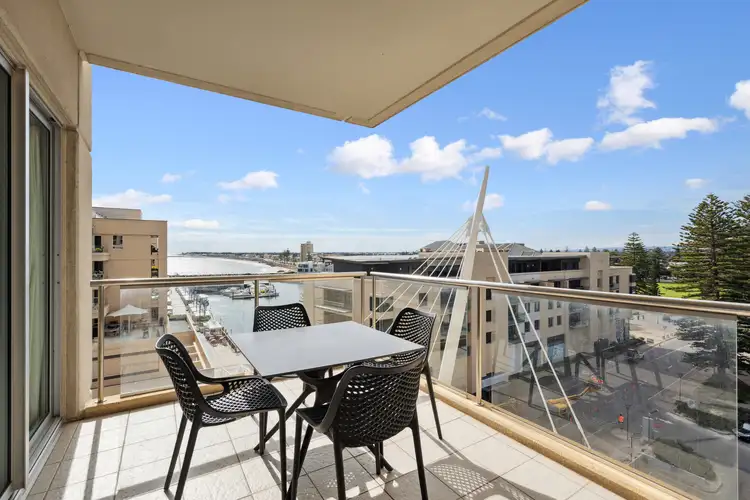 525/16 Holdfast Promenade, Glenelg SA 5045