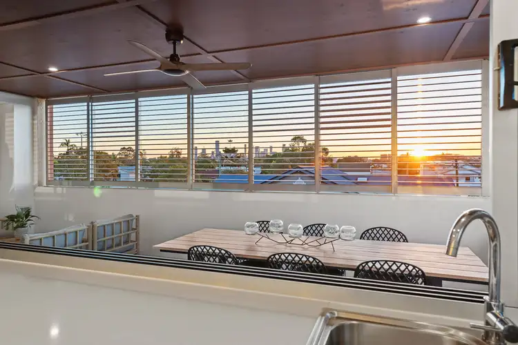 8/15 Grosvenor Street, Balmoral QLD 4171