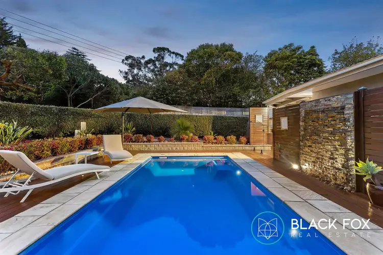 10 Otaria Street, Mount Eliza VIC 3930