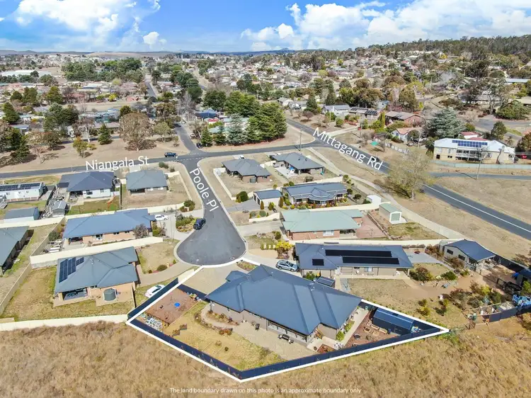Second view of Homely house listing, 8 Poole Place, Cooma NSW 2630