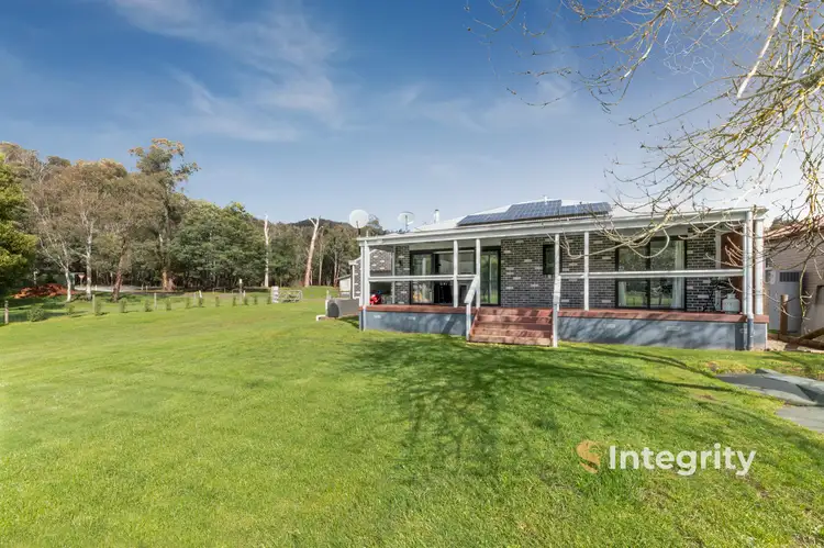 35 Creekside Drive, Flowerdale VIC 3717