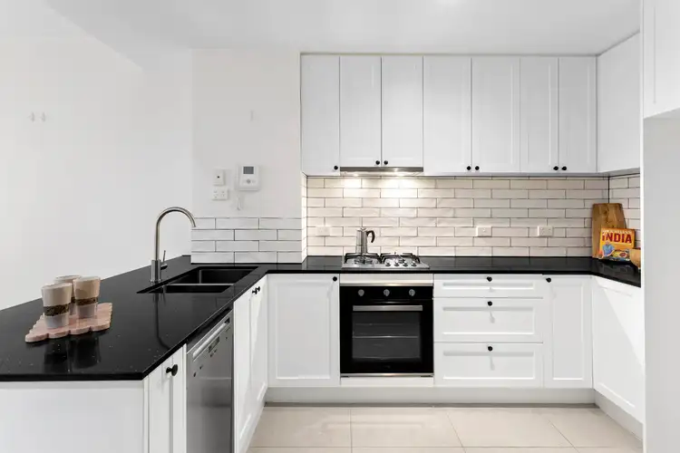 Fifth view of Homely apartment listing, 411/610 St Kilda Road, Melbourne VIC 3004
