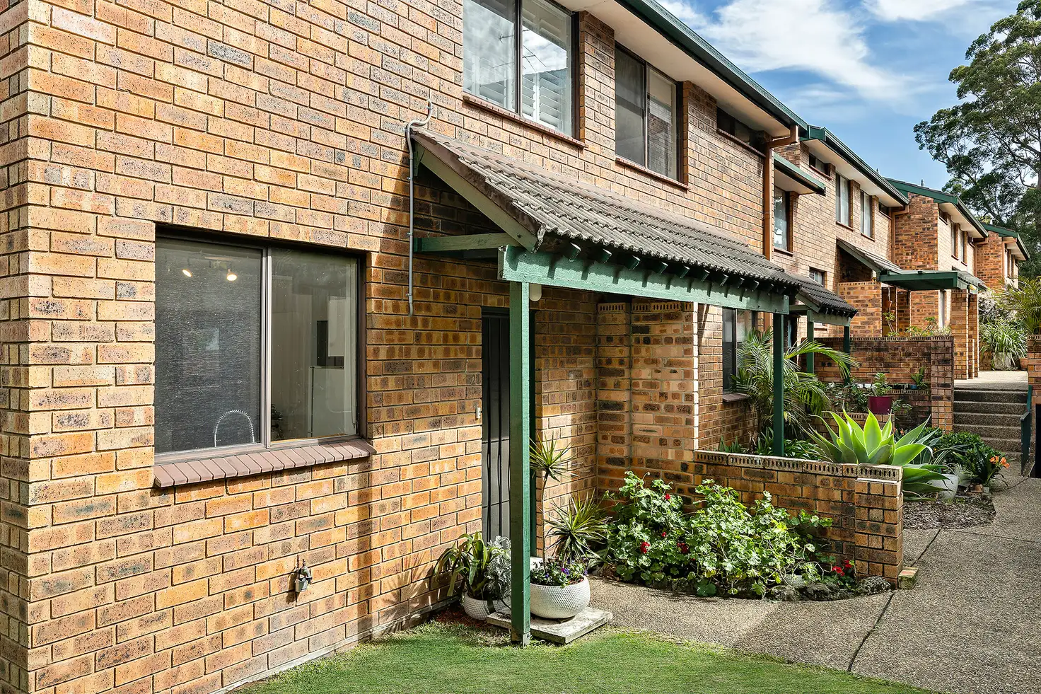 Main view of Homely townhouse listing, 21/98-102 Glencoe Street, Sutherland NSW 2232