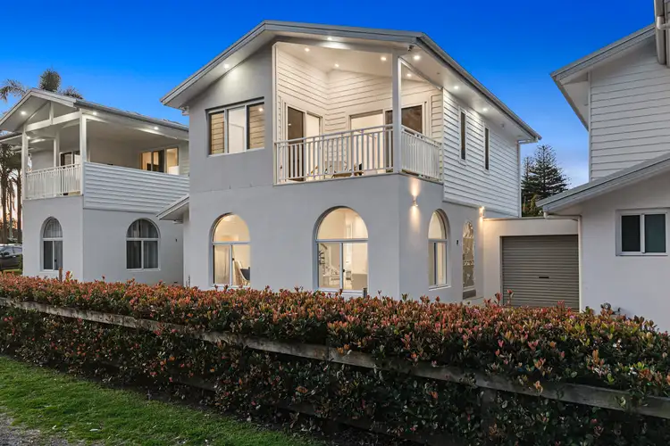 2/154 Bay Road, Toowoon Bay NSW 2261