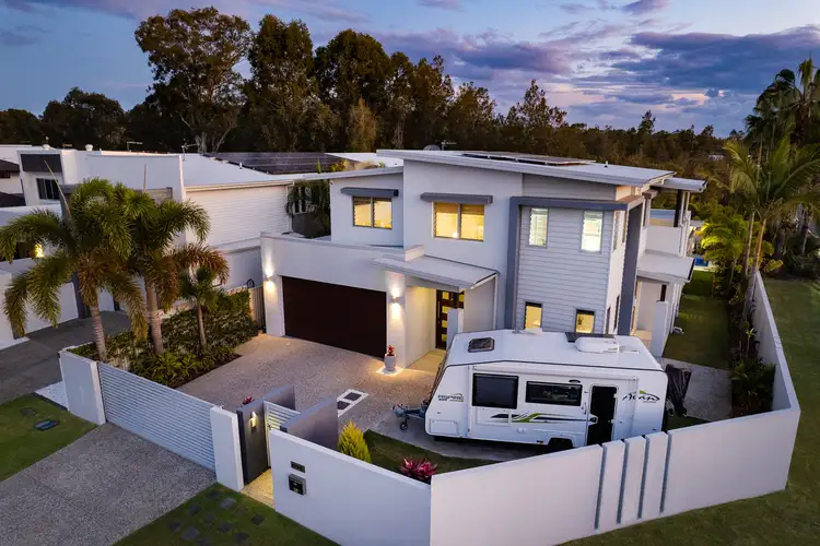 1 Fleetwood Court, Helensvale QLD 4212