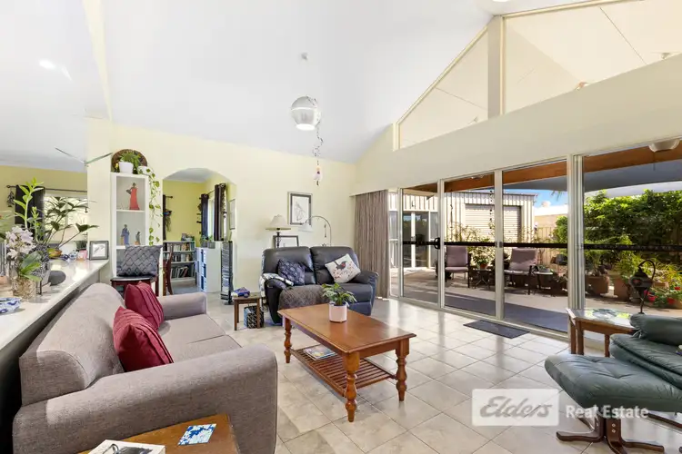 6 MacKenzie Place, Australind WA 6233