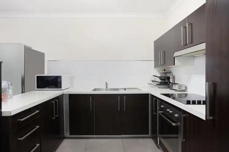 Third view of Homely unit listing, 1/100 Kent Street, Rockhampton City QLD 4700