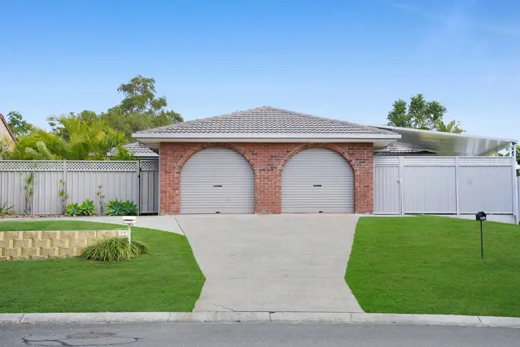1/4 Senate Street, Labrador QLD 4215
