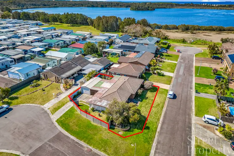 Second view of Homely house listing, 20 Capri Close, Belmont NSW 2280