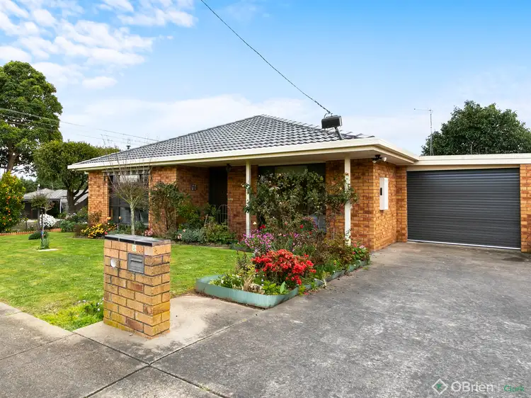 Main view of Homely unit listing, 1/11 Mouritz Street, Warragul VIC 3820