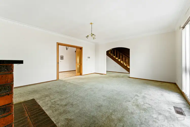Sixth view of Homely house listing, 3 Sutton Close, Gladstone Park VIC 3043