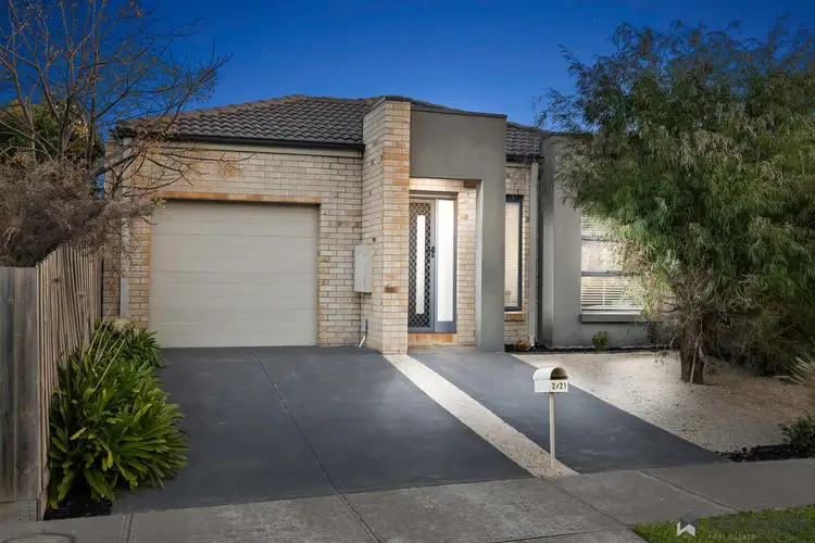 Main view of Homely house listing, 2/21 Rebecca Promenade, Tarneit VIC 3029