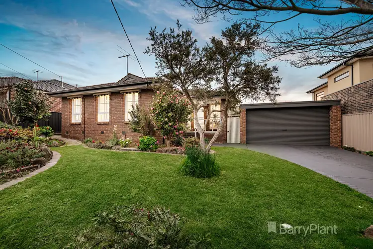 Main view of Homely house listing, 15 Kingloch Parade, Wantirna VIC 3152