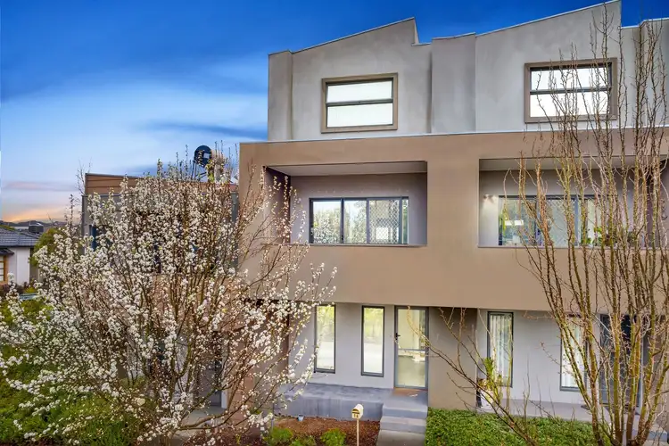 16 Heartlands Lane, Mernda VIC 3754