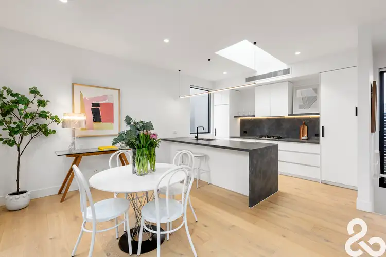 Main view of Homely townhouse listing, 2/9 Smith Street, Thornbury VIC 3071