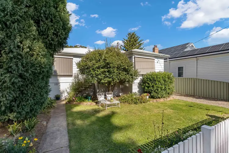 15a Queen Street, Lorn NSW 2320