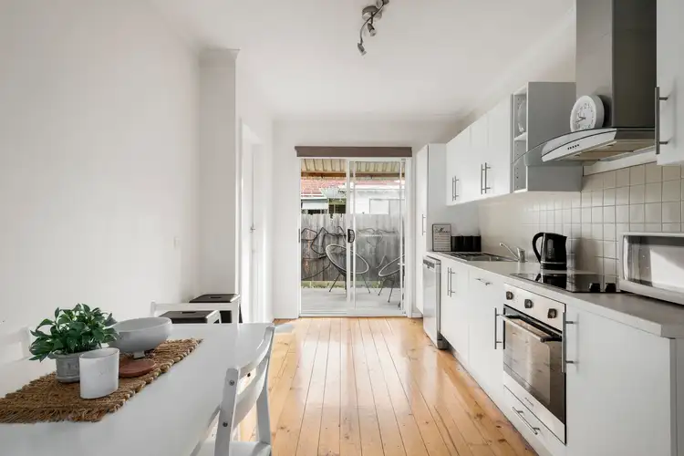 Fourth view of Homely unit listing, 6/38 Grevillia Road, Oak Park VIC 3046