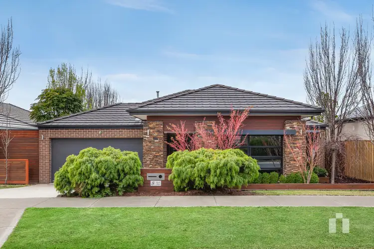 Second view of Homely house listing, 8 Stuart Place, Doreen VIC 3754