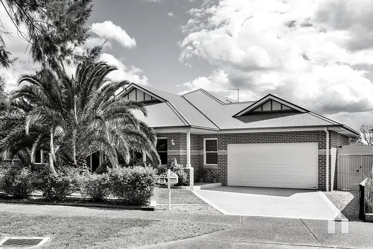 17 Tarawera Road, Doreen VIC 3754
