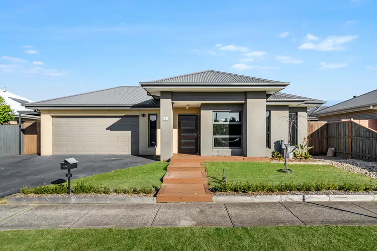 Second view of Homely house listing, 6 Bronte Crescent, Doreen VIC 3754
