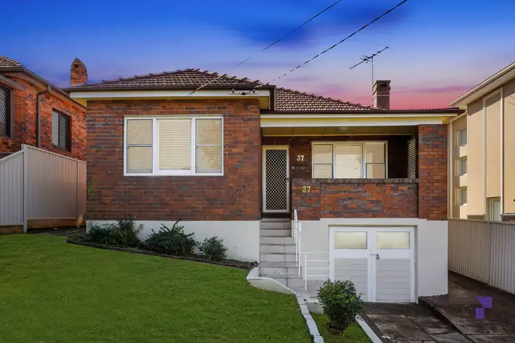 37 Noble Avenue, Punchbowl NSW 2196