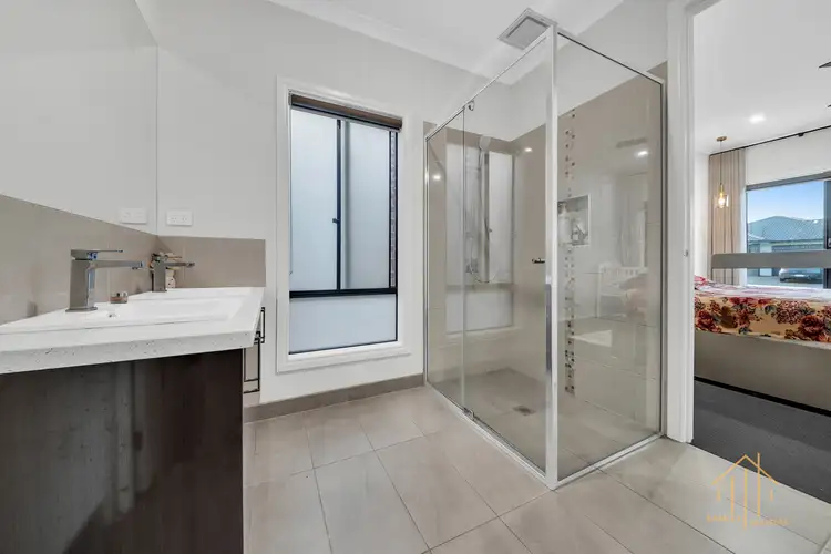 Fourth view of Homely house listing, 18 Botany Way, Cranbourne East VIC 3977