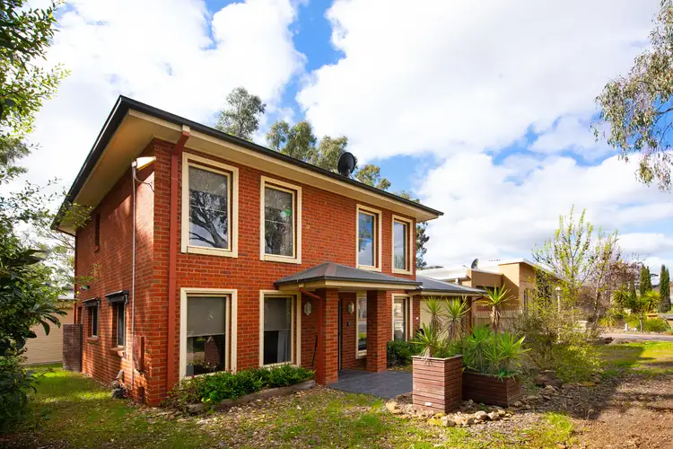 24 Symes Street, Kangaroo Flat VIC 3555