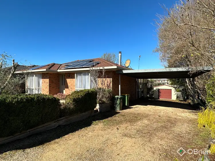 1 Hugh Court, Bairnsdale VIC 3875