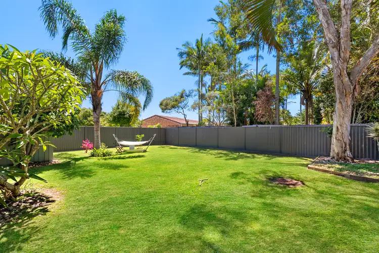 61 Palm Beach Avenue, Palm Beach QLD 4221