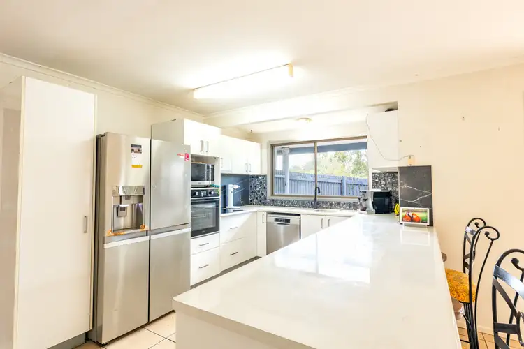 2 Duell Road, Cannonvale QLD 4802
