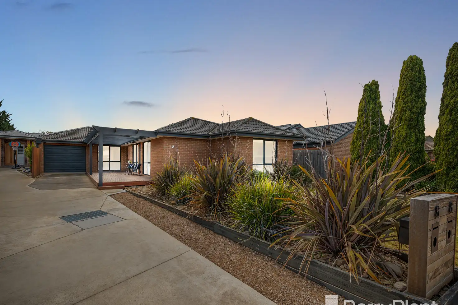 Main view of Homely house listing, 8 Hannah Close, Melton West VIC 3337
