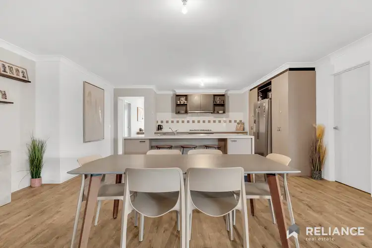 Sixth view of Homely house listing, 32 Carlyon Close, Melton West VIC 3337
