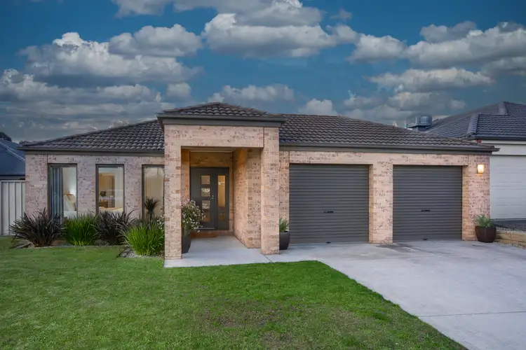7 Snowgum Place, Thurgoona NSW 2640