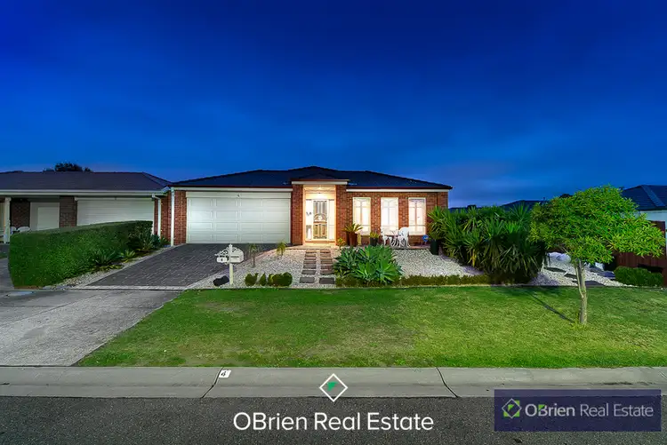 4 Corang Way, Cranbourne West VIC 3977