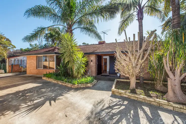 Second view of Homely house listing, 17 Barron Way, Orelia WA 6167