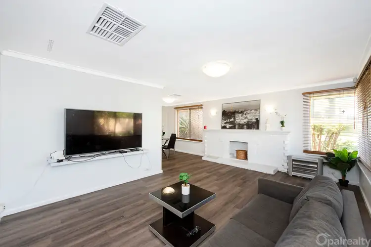 Fifth view of Homely house listing, 17 Barron Way, Orelia WA 6167